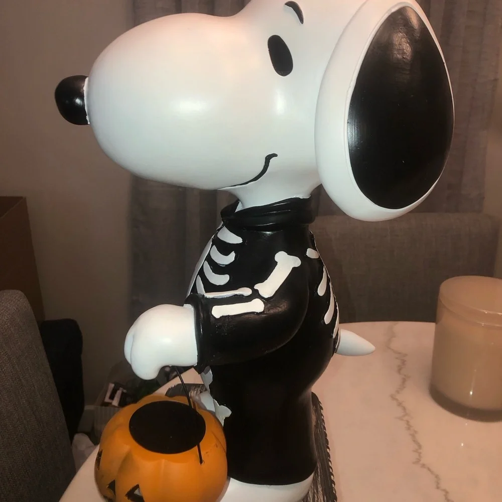 🎃 SNOOPY in a Skeleton Costume with Pumpkin Trick-or-Treat Pail